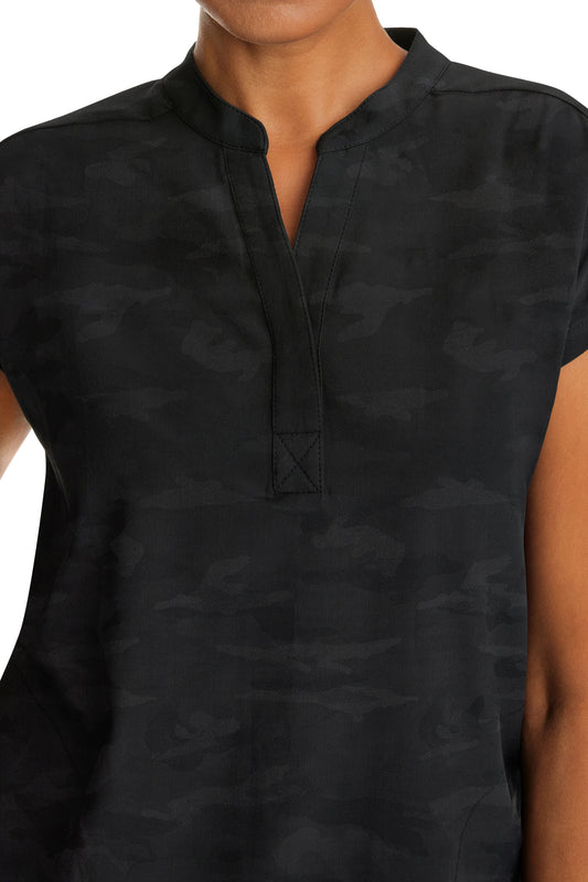 Camiseta con estampado de camuflaje Journey 2352 de Healing Hands Purple Label