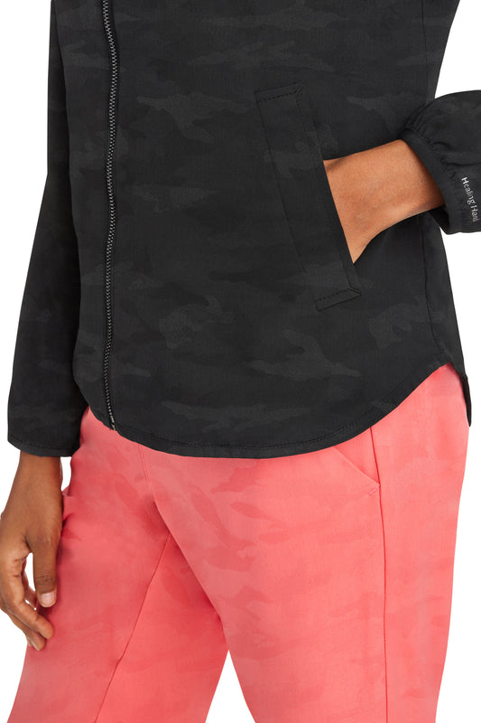 Chaqueta de camuflaje Destini 5030 con etiqueta morada de Healing Hands