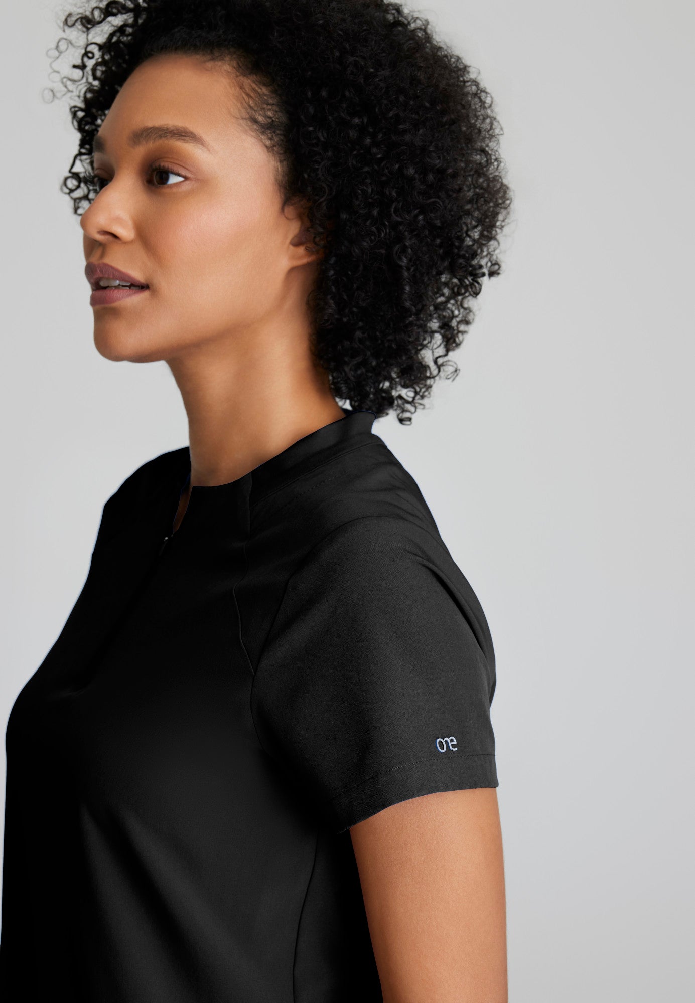Barco One BOT216 Flux Plus Size 2-Pocket Banded Zip Collar Top