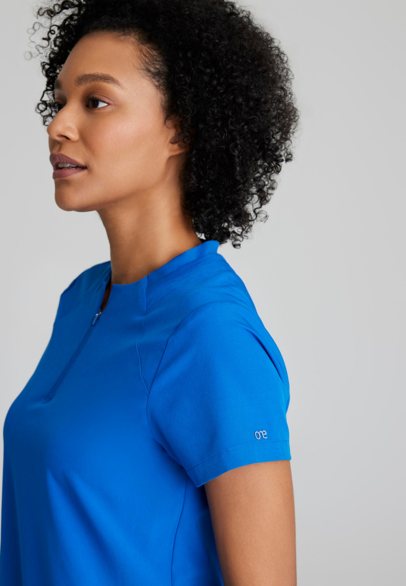 Barco One BOT216 Flux Plus Size 2-Pocket Banded Zip Collar Top