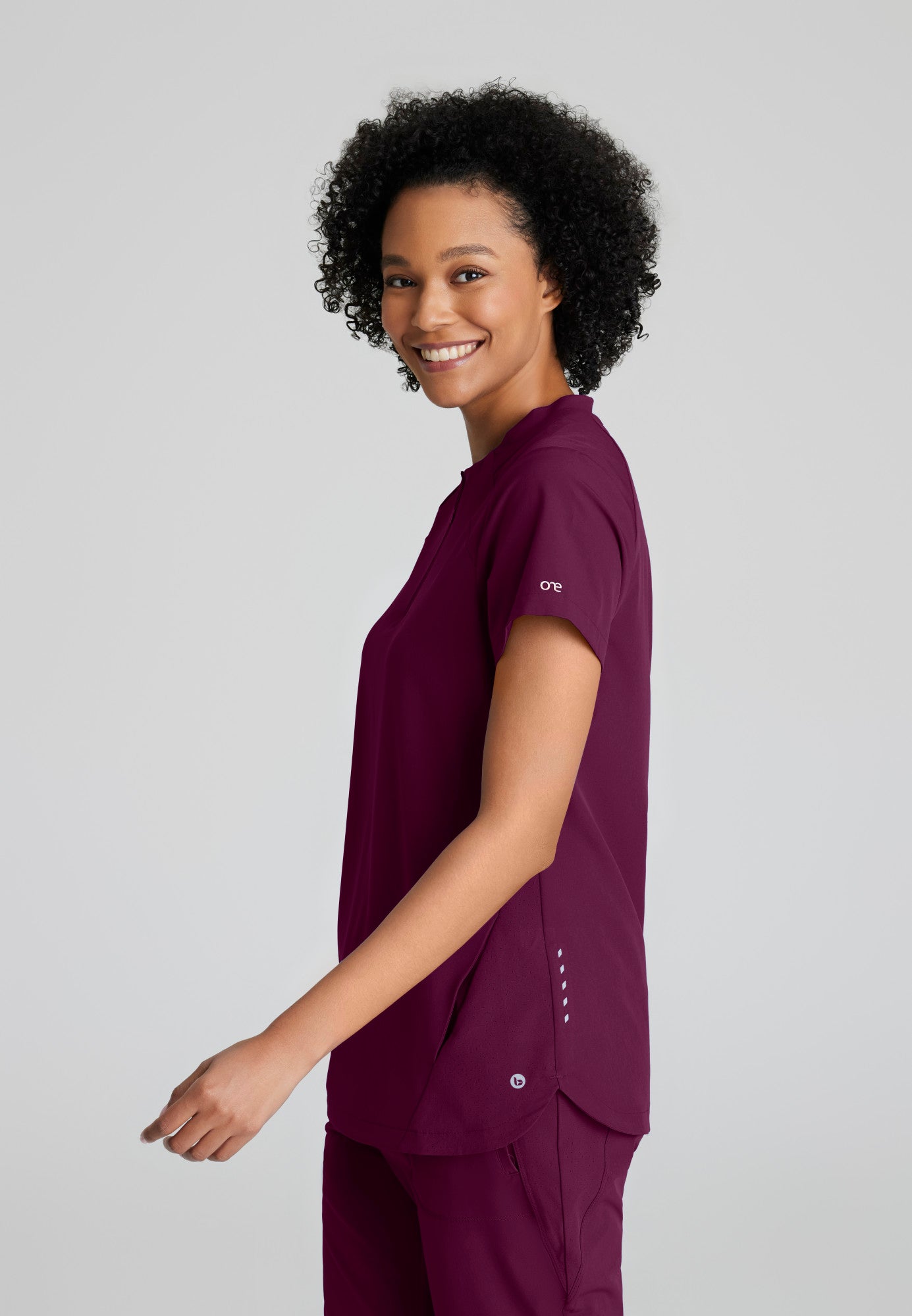 Barco One BOT216 Flux Plus Size 2-Pocket Banded Zip Collar Top