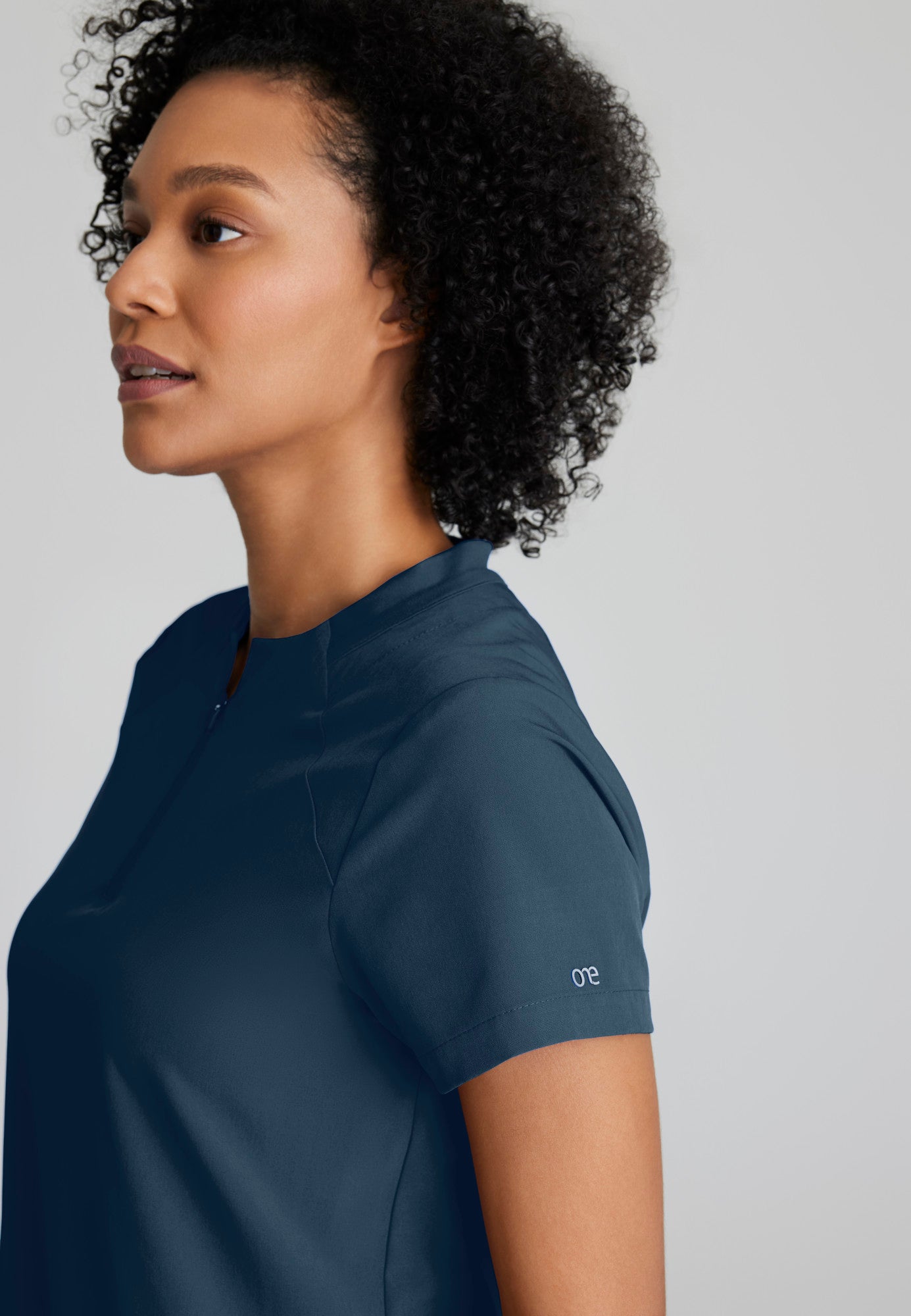 Barco One BOT216 Flux Plus Size 2-Pocket Banded Zip Collar Top