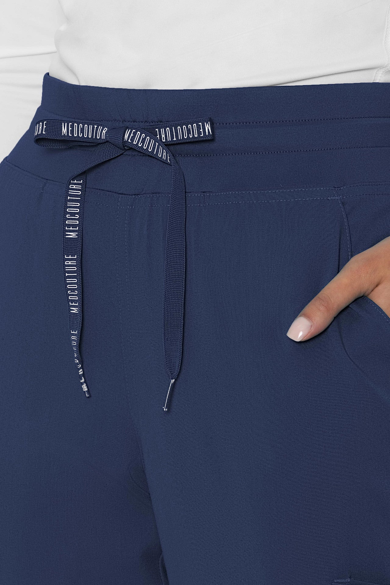 Med Couture Touch 7705 Petite Double Cargo Jogger