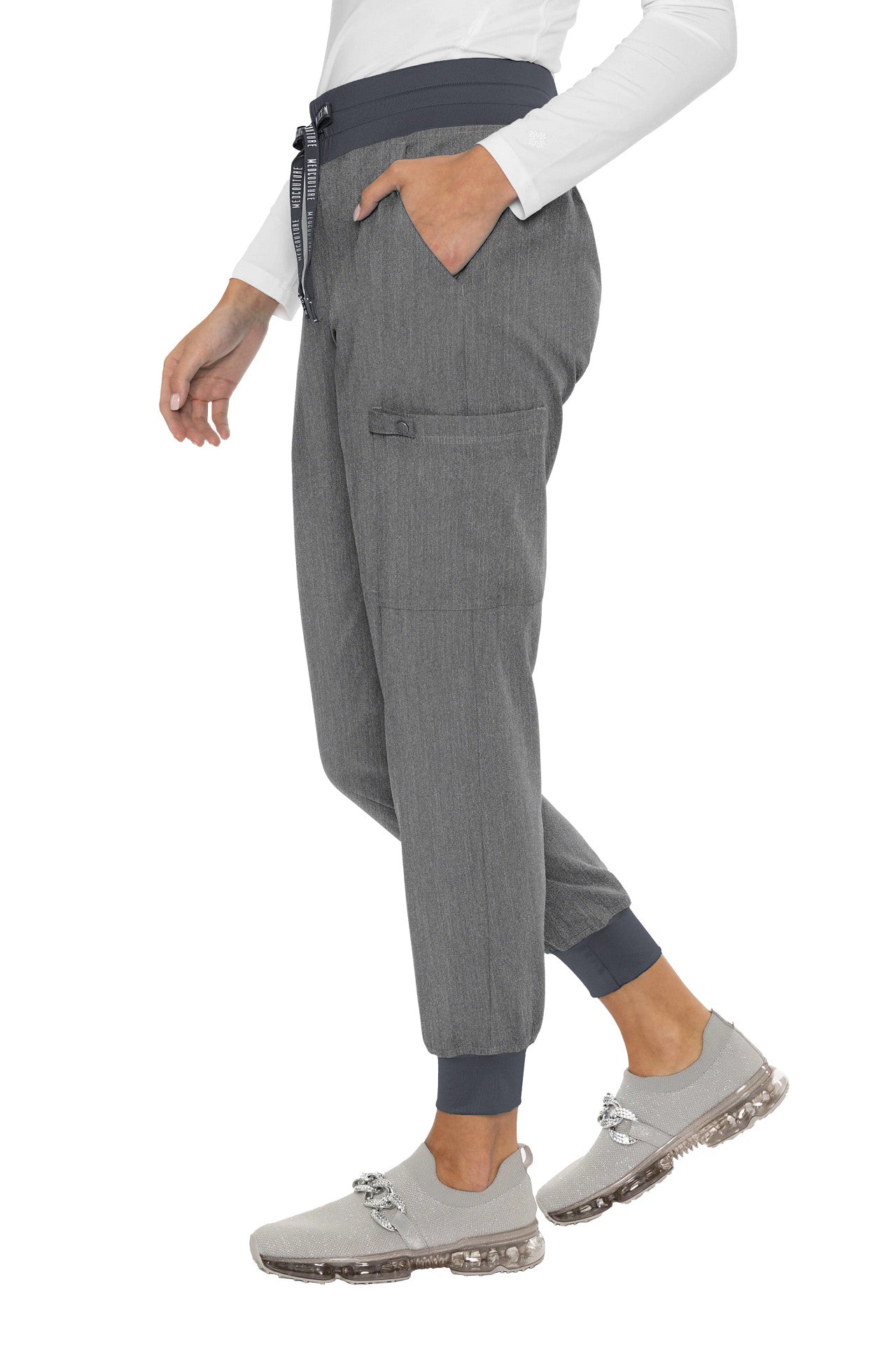 Med Couture Touch 7705 Petite Double Cargo Jogger
