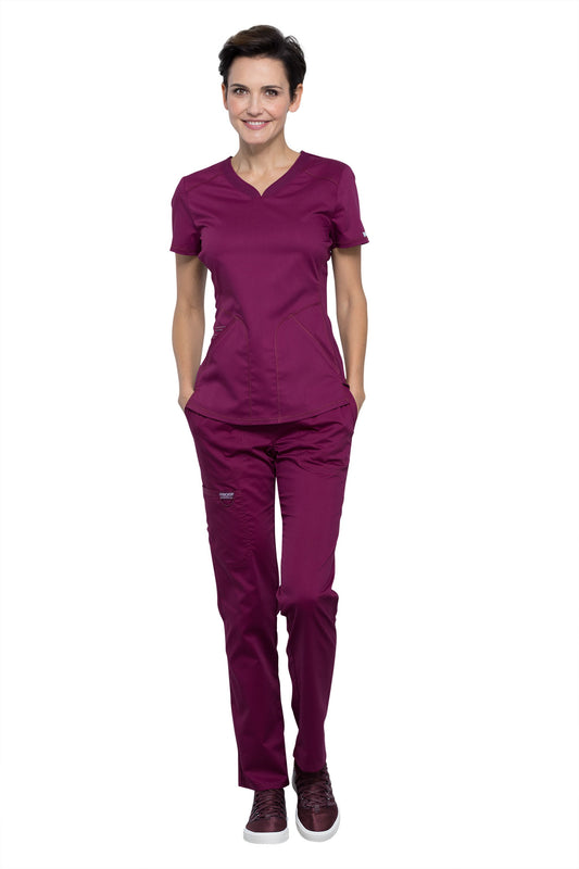 Blusa médica con escote en forma de corazón para mujer Cherokee Revolution WW601