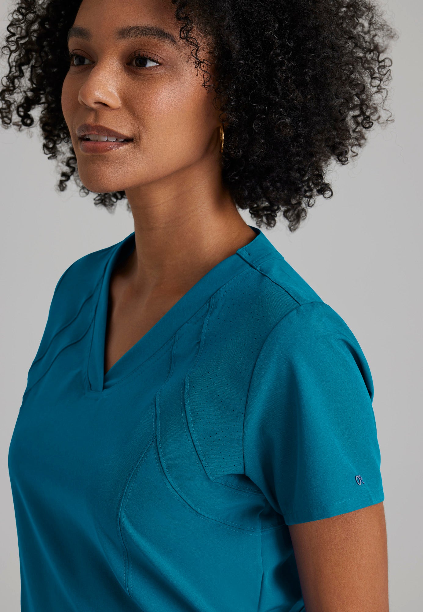Barco One 5105 Racer 4-Pocket V-Neck Scrub Top