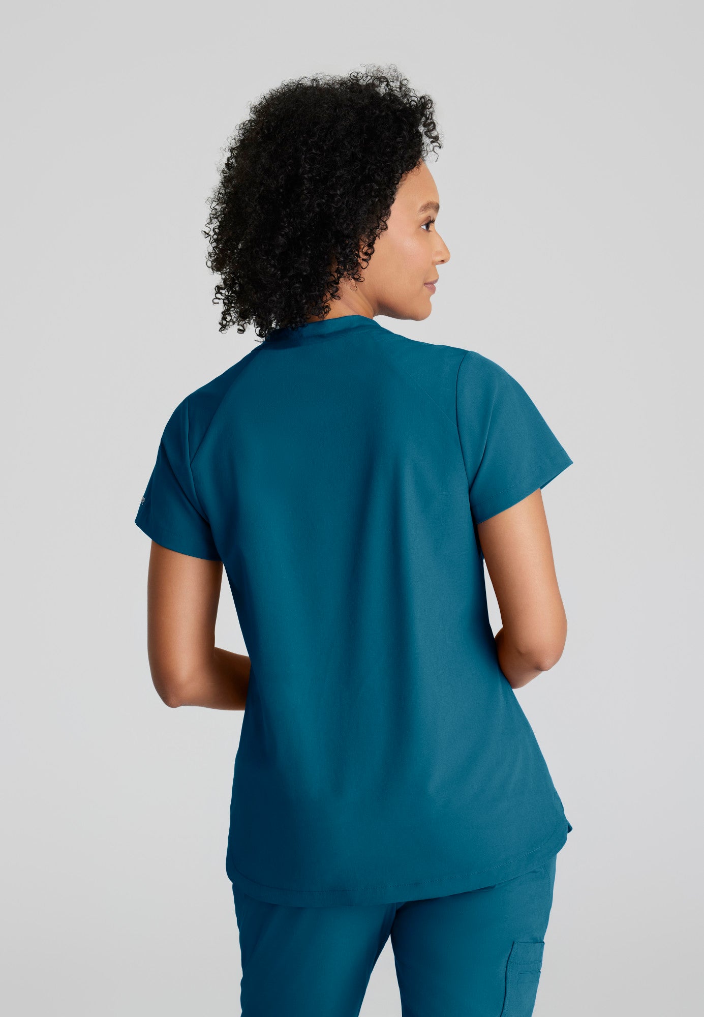 Barco One BOT216 Flux Plus Size 2-Pocket Banded Zip Collar Top