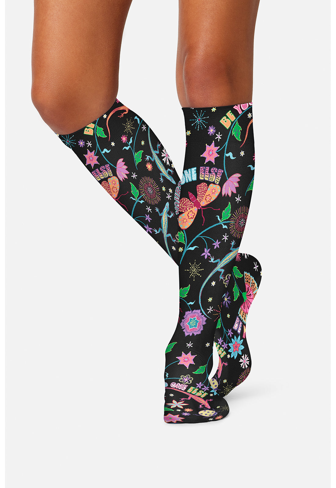 Cherokee Legwear Women's COMFORTSUPPOR Knee High 8-15 mmHg Compression Sock