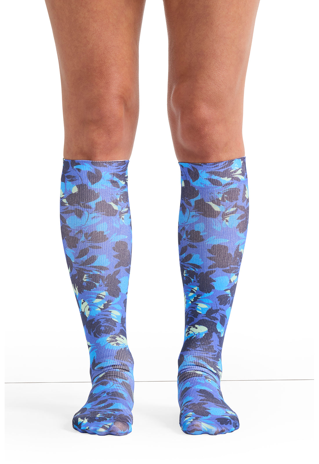 Cherokee Legwear Women's COMFORTSUPPOR Knee High 8-15 mmHg Compression Sock