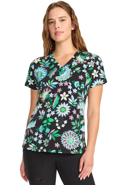 Med Couture Prints Women's MC632 Print V-Neck Top