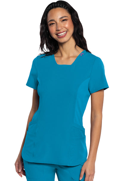 Med Couture Amp Women's MC701 V-Neck Top