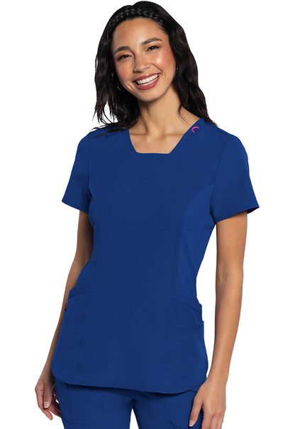Med Couture Amp Women's MC701 V-Neck Top