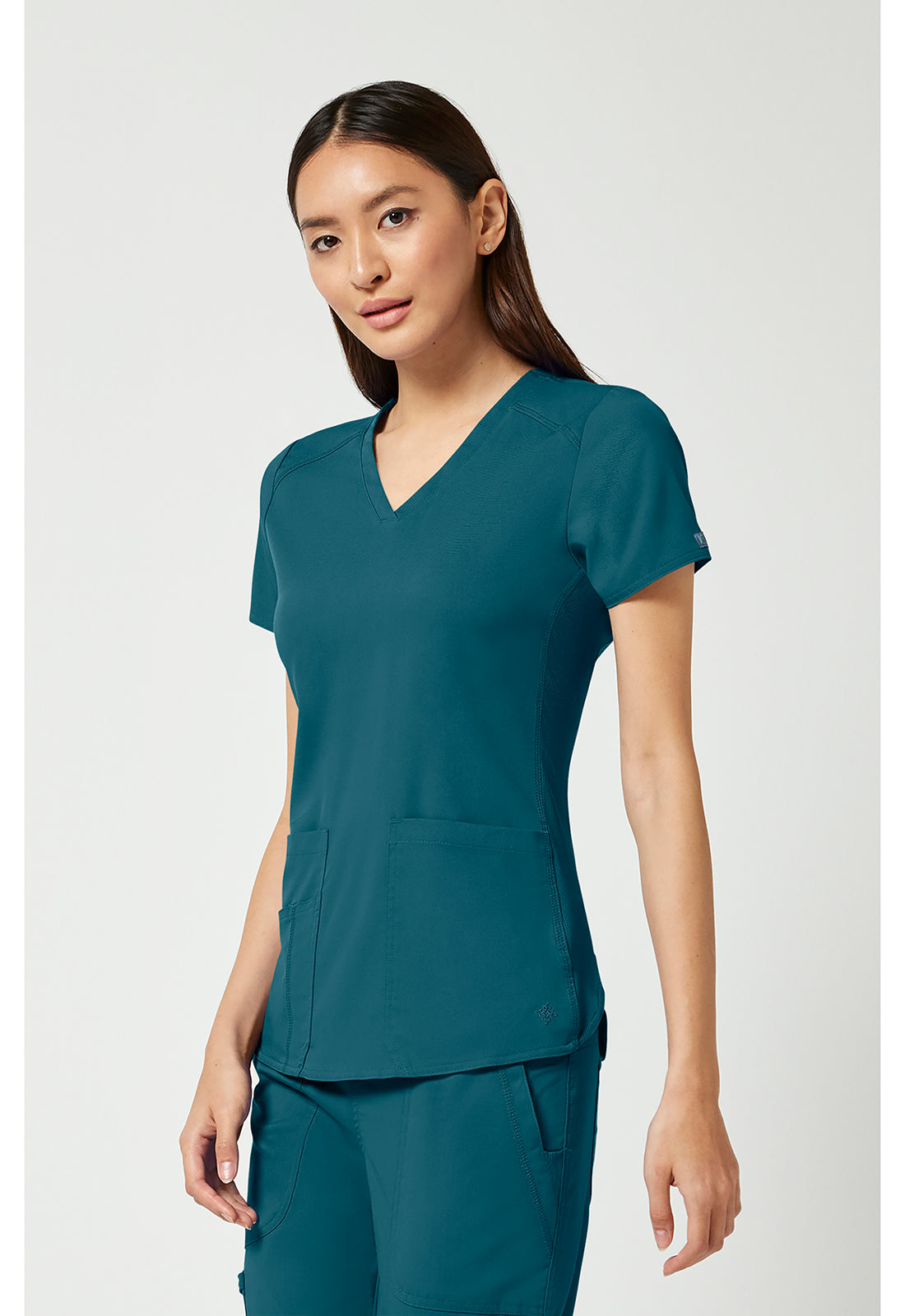 トップス sae Med Couture Touch Women's MC7459 V-Neck Shirttail Top – The