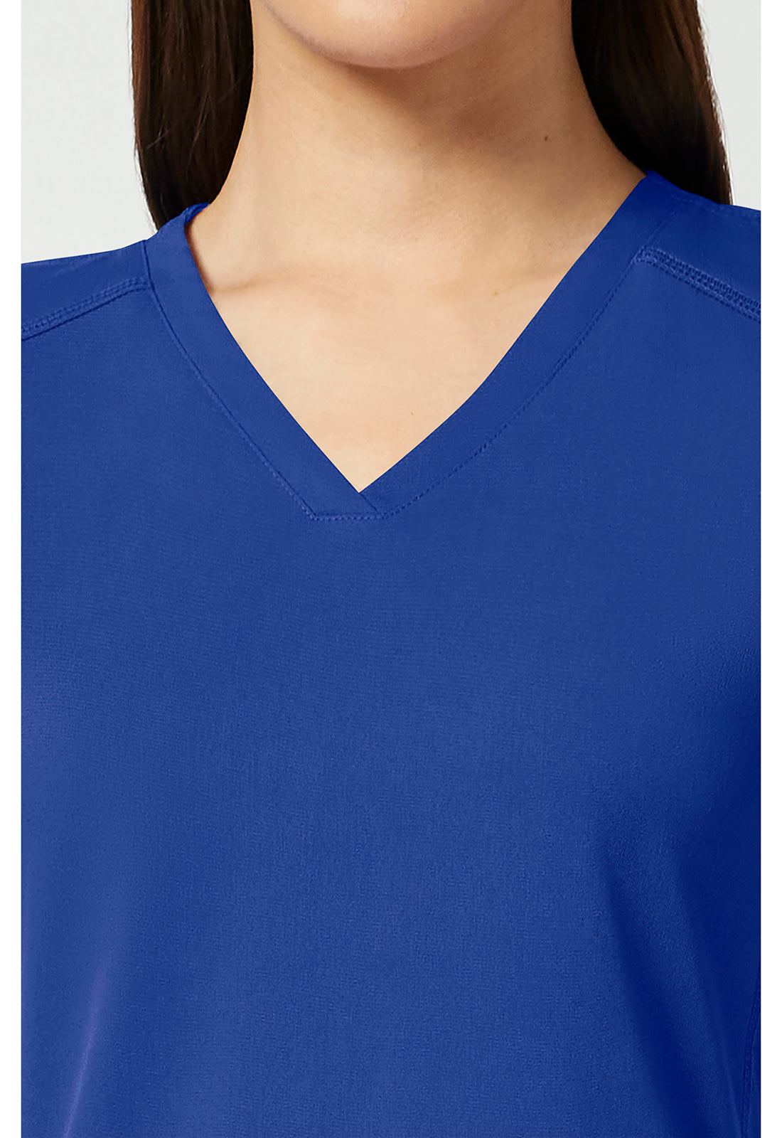 Med Couture Touch Women's MC7459 V-Neck Shirttail Top – The