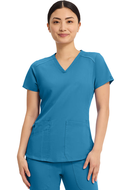 Med Couture Touch Women's MC7459 V-Neck Shirttail Top