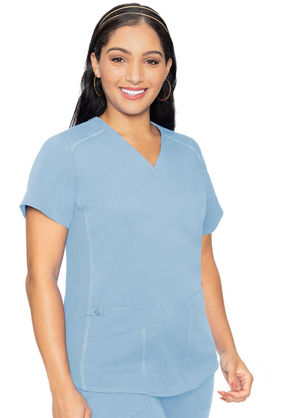 Med Couture Touch Women's MC7459 V-Neck Shirttail Top