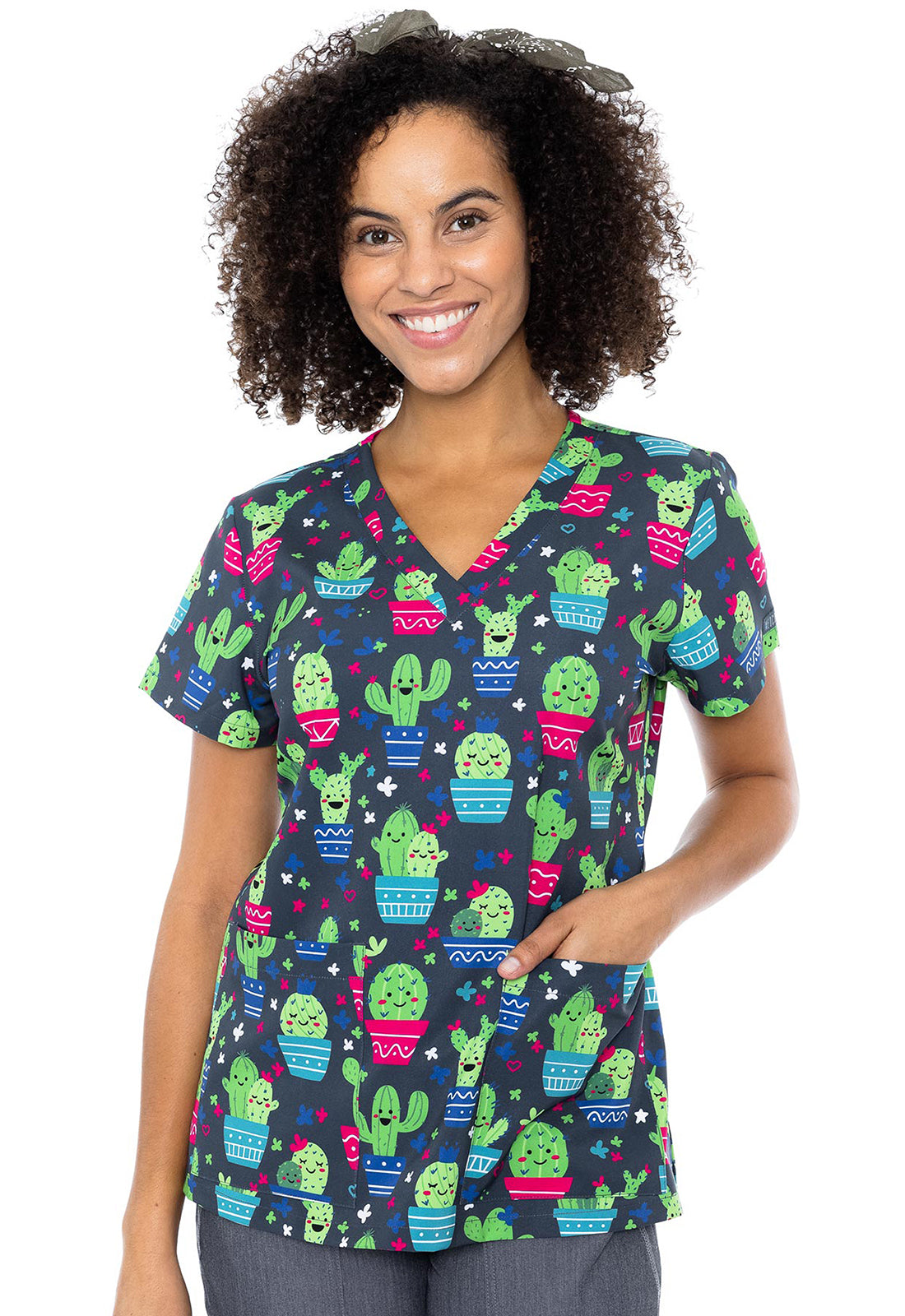 Med Couture Prints Women's MC8564 V-Neck Print Top