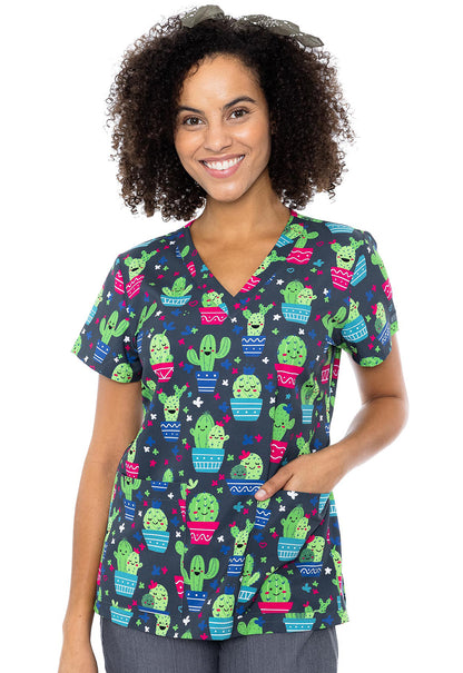 Med Couture Prints Women's MC8564 V-Neck Print Top