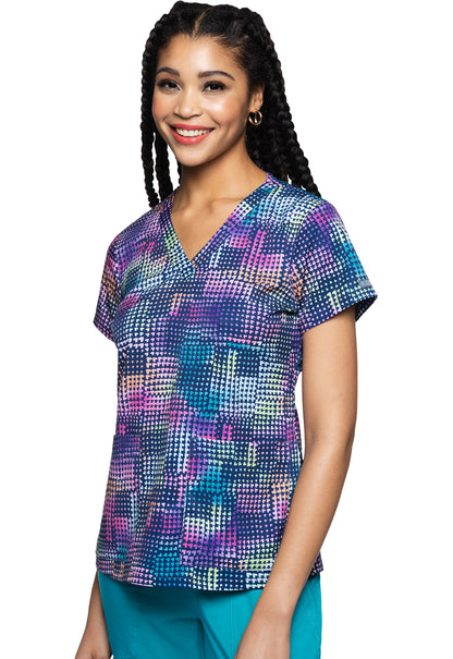 Med Couture Prints Women's MC8564 V-Neck Print Top