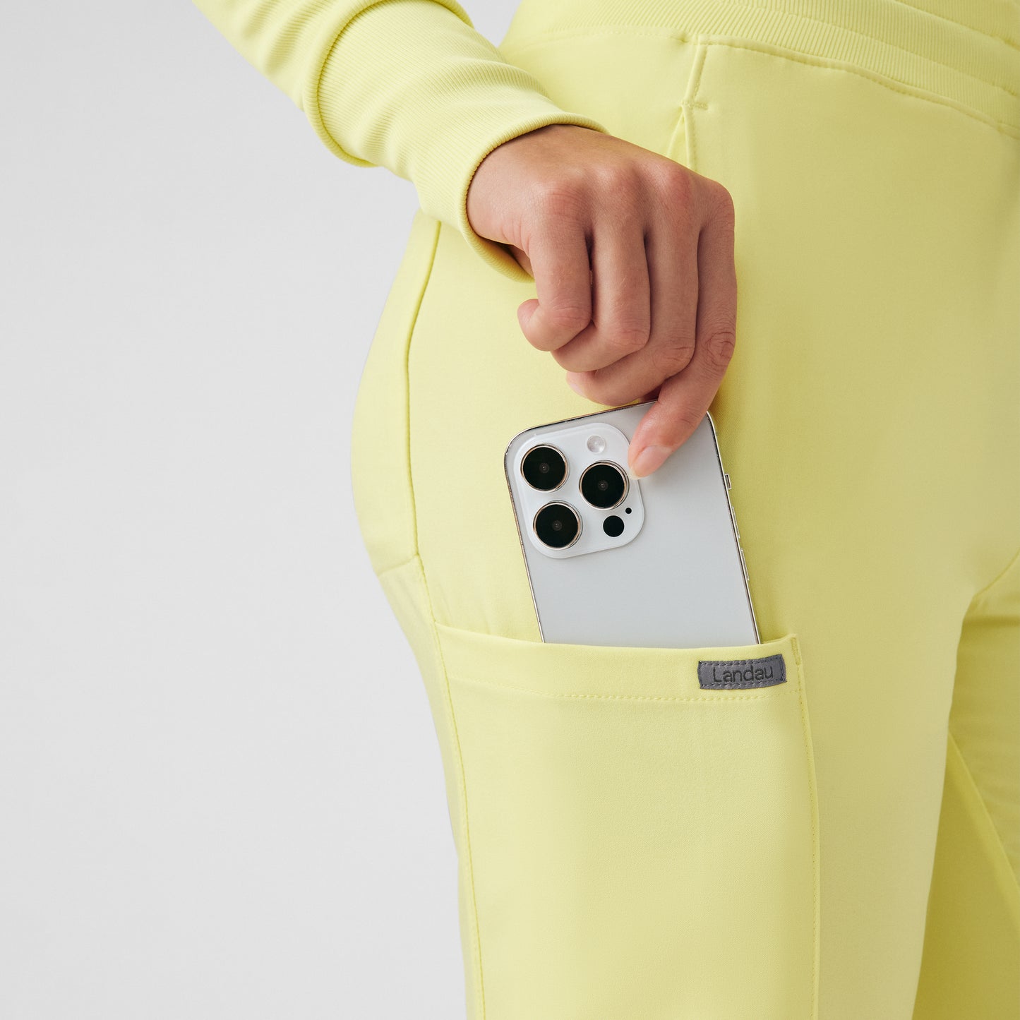 LB400 ILLUMINATE View 6