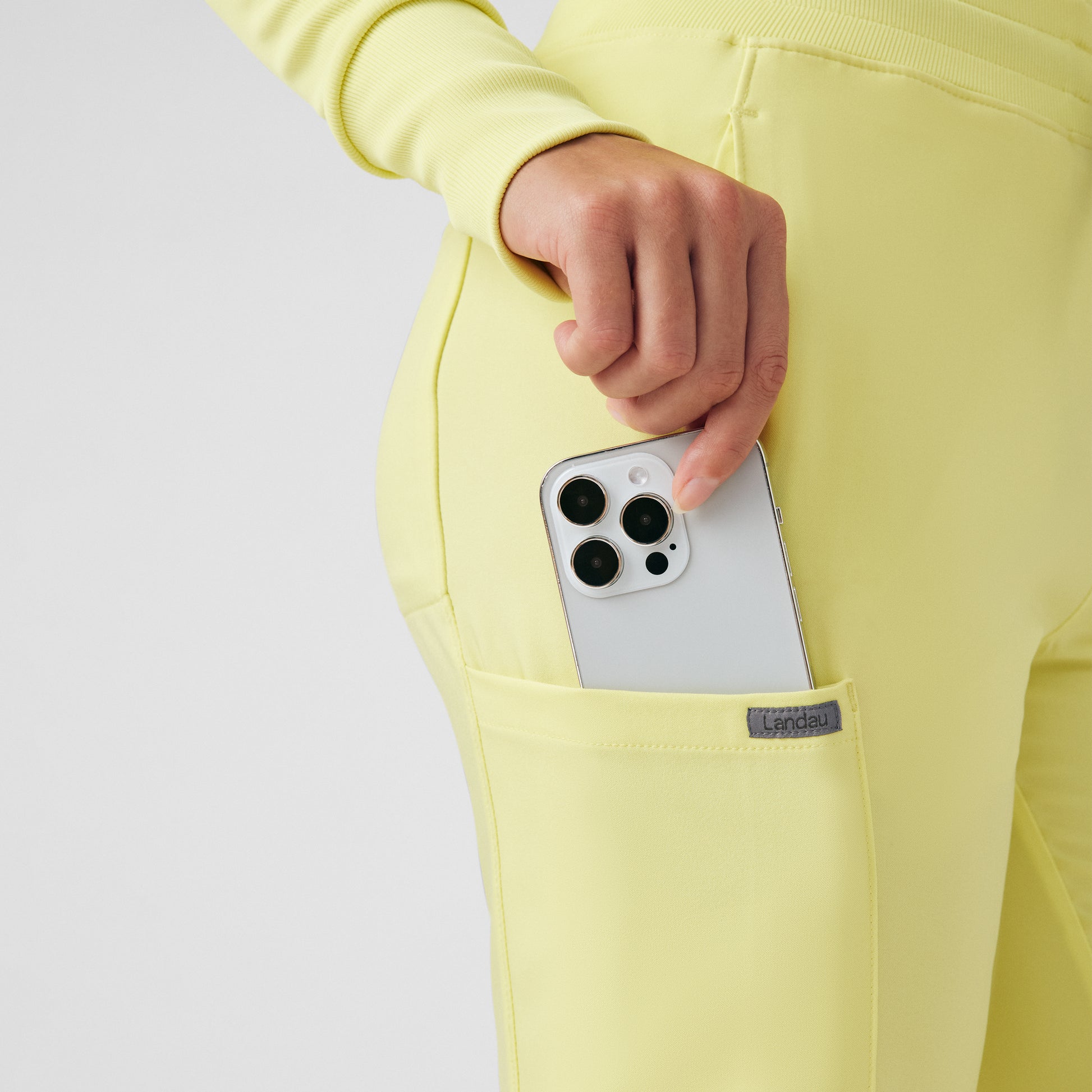 LB400 ILLUMINATE View 6