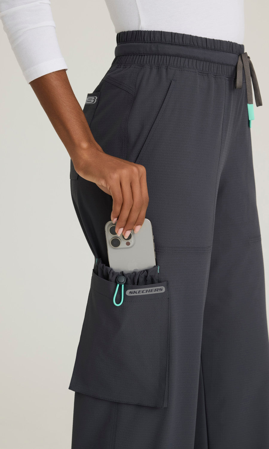 SKP707P Pewter Detail