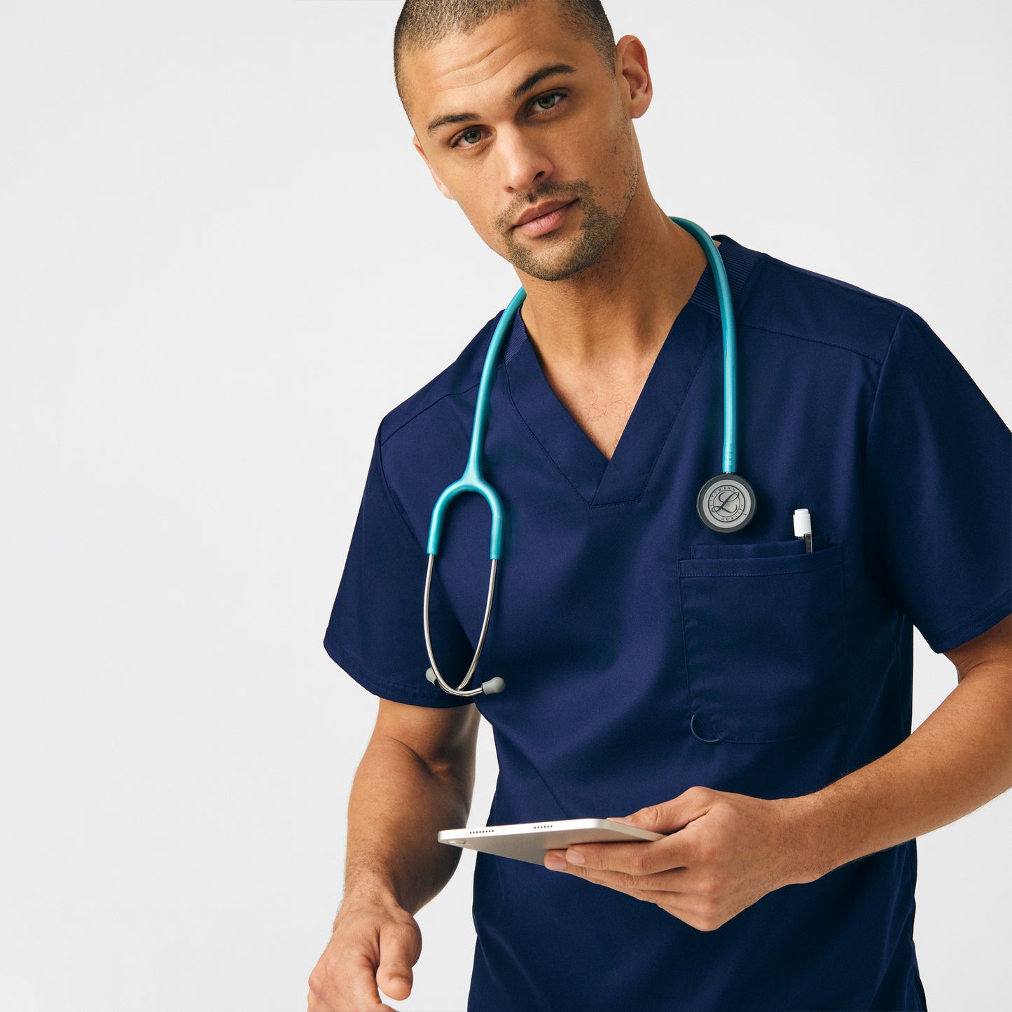 LT108 TRUE NAVY View 4