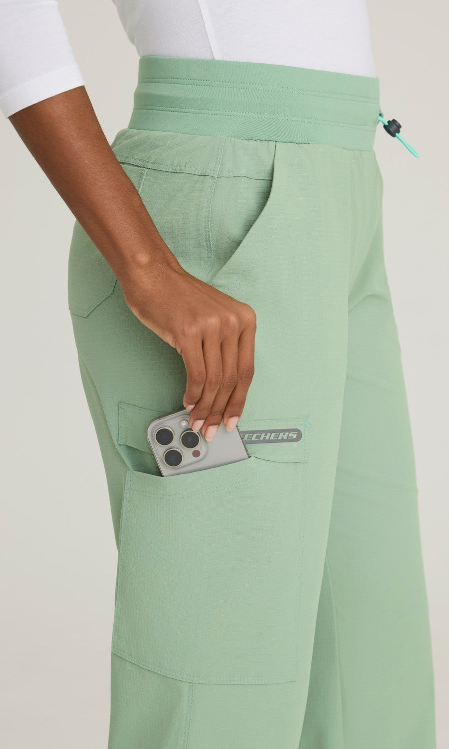 SKP712P Field Green Detail